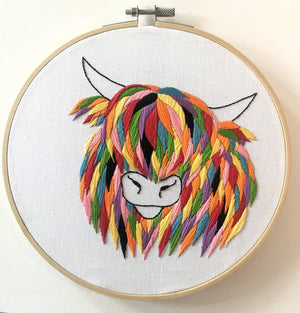 Cinnamon Stitching Embroidery Kit