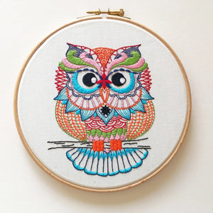 Cinnamon Stitching Embroidery Kit
