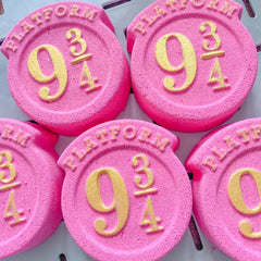 Bathe Enchanted Bath Bomb - Platform 9 3/4