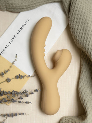 The Natural Love Company Camphor Vibrating Shaft & Clitoral Sucker - Recycled Ocean Plastic