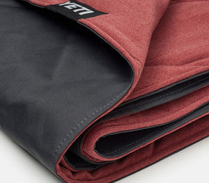 YETI LOWLANDS® Waterproof & Pet Proof Blanket
