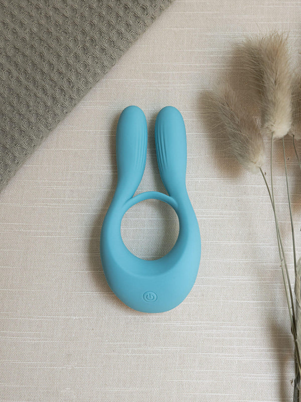 The Natural Love Company Medlar Cock Ring with Vibrating Clitoral Prongs