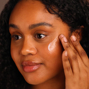 Evolve Beauty Resveratrol + Niacinamide Face Serum for Hyperpigmentation