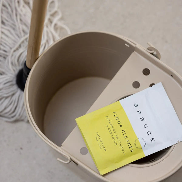 Spruce Floor Cleaner Concentrate 50g - Organic Bergamot, Patchouli & Geranium Essential Oils