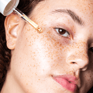 Hello Sunday the Glow Dark Spot Serum SPF40 with Hexylresorcinol - 30ml