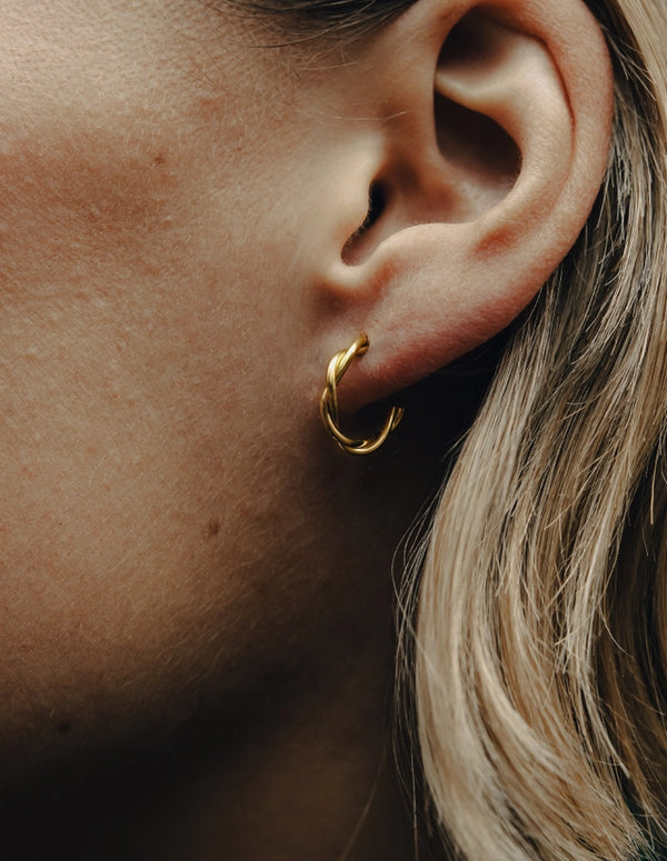 Nordic Muse Gold Small Entwined Latch Waterproof Hoop Earrings
