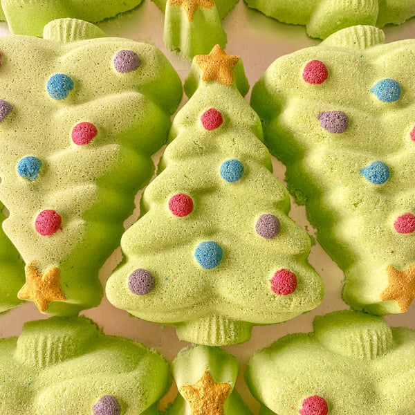 Bathe Enchanted Bath Bomb - Christmas Tree