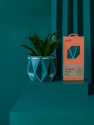 POTR x Waterhaul Recycled Ocean Plastic Self Watering Plant Pot - 11cm