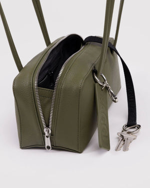BAGGU Bowler Bag Small - Recycled Leather - Plastic Freedom
