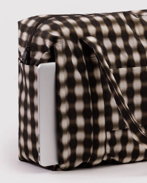 BAGGU Carry-On Cloud Bag with 5 Exterior Pockets - Recycled - Plastic Freedom