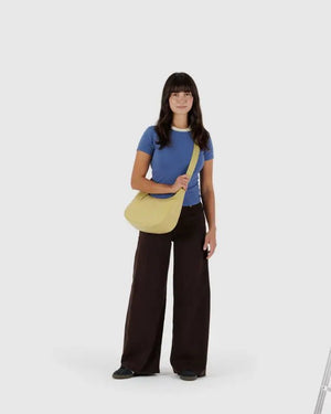 BAGGU Crescent Bag Medium - Recycled Leather - Plastic Freedom