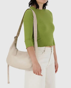 BAGGU Crescent Bag Medium - Recycled Leather - Plastic Freedom