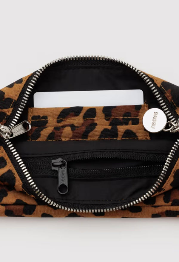 BAGGU Pochette Bag - Early Access
