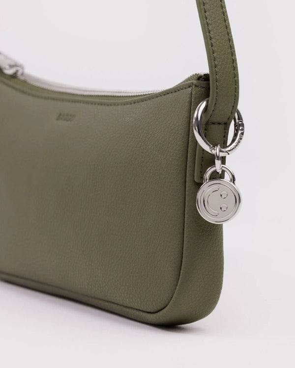 BAGGU Pochette Bag - Recycled Leather - Plastic Freedom