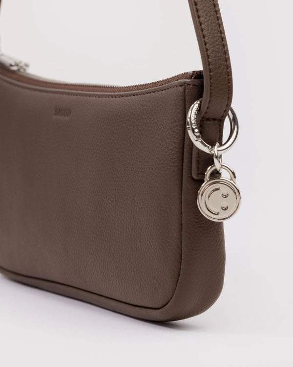 BAGGU Pochette Bag - Recycled Leather - Plastic Freedom