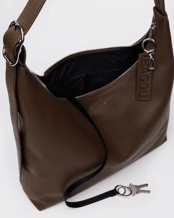 BAGGU Shoulder Bag - Recycled Leather - Plastic Freedom