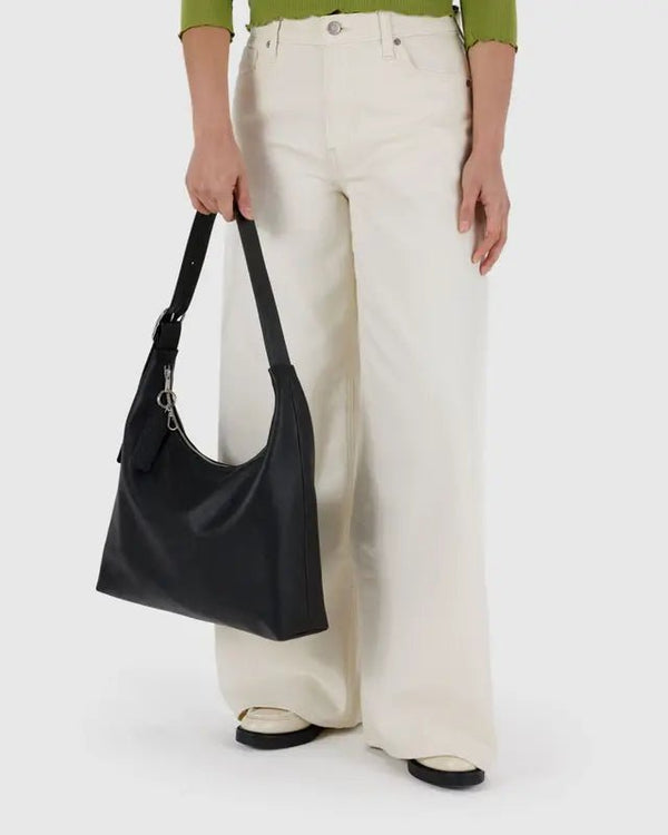 BAGGU Shoulder Bag - Recycled Leather - Plastic Freedom