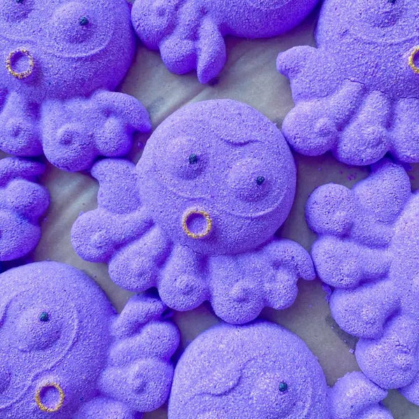Bathe Enchanted Bath Bomb - Oscar the Octopus - Plastic Freedom