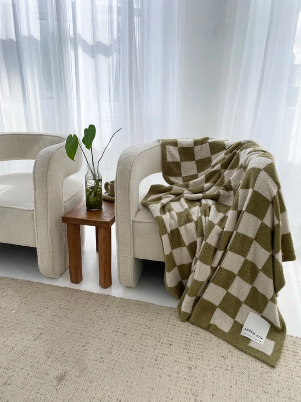 Arctic Fox 100% Recycled Teddy Throw - Khaki Check