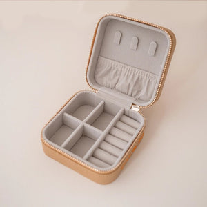 Cai & Jo Travel Linen Jewellery Case Square - Plastic Freedom