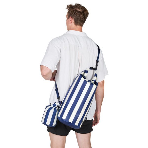 Dock & Bay Recycled Dry Bag - Medium 20L - Plastic Freedom