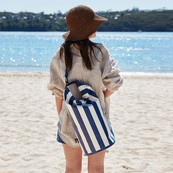 Dock & Bay Recycled Dry Bag - Medium 20L - Plastic Freedom