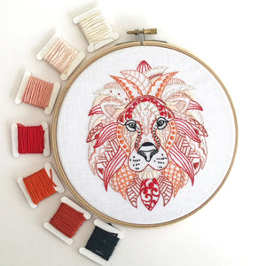 Cinnamon Stitching Embroidery Kit