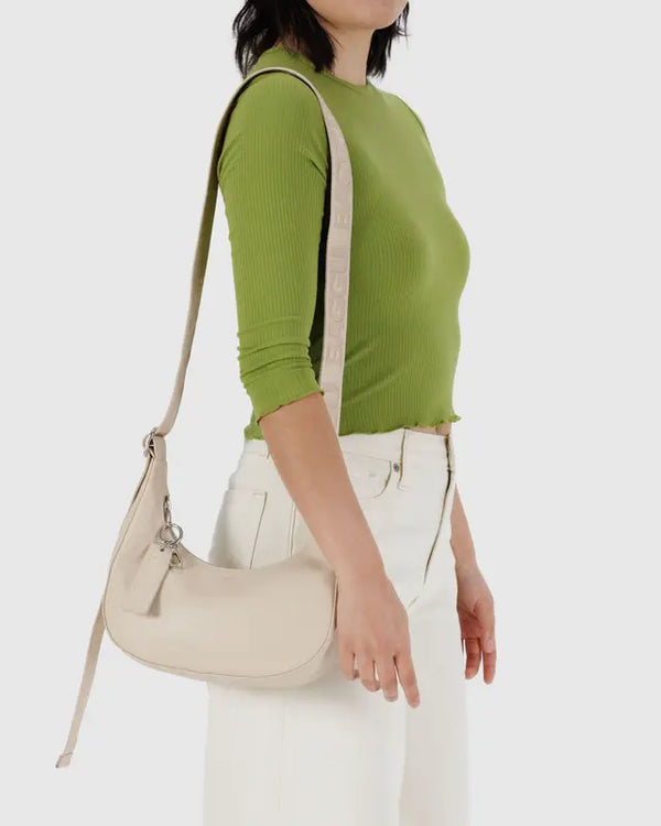 BAGGU Crescent Bag Small - Recycled Leather