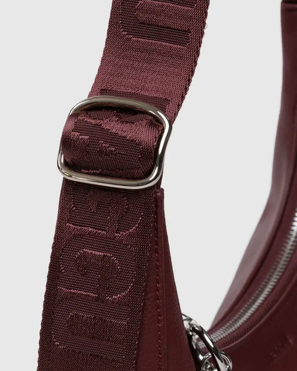 BAGGU Crescent Bag Small - Recycled Leather