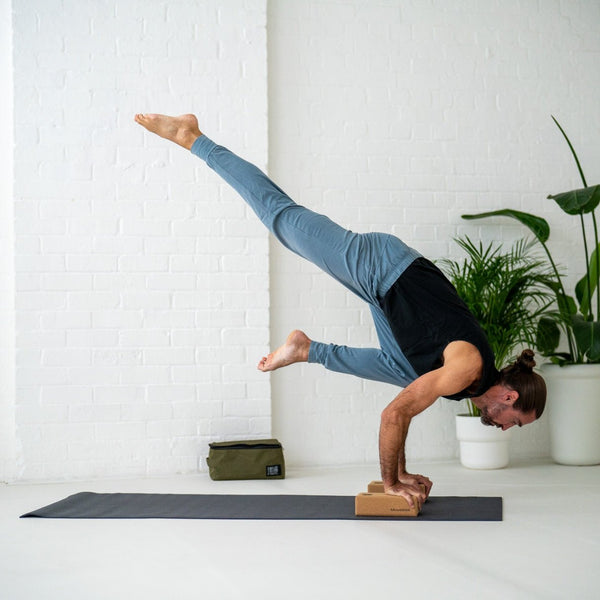 Movewell Pro Yoga & Pilates Mat Ebony - OEKO-TEX® - Plastic Freedom