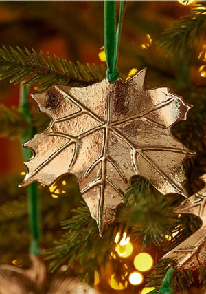 Namaste Botanical Leaf Christmas Tree Decoration - x8 Pack - Plastic Freedom