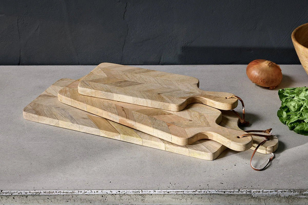 Nkuku Mango Wood Nalbari Chopping Board - Plastic Freedom
