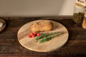 Nkuku Mango Wood Soria Chopping Board - Plastic Freedom