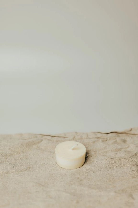 Old Green Olive Wax Tea Light Gift Set - Plastic Freedom