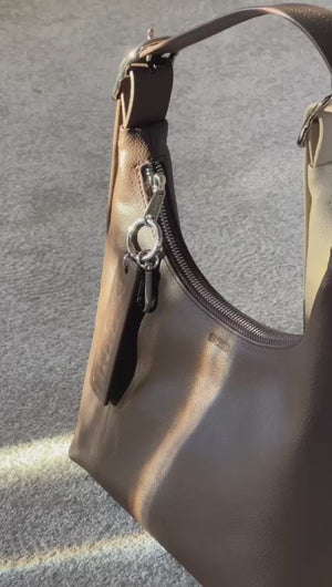 BAGGU Crescent Bag Small - Recycled Leather