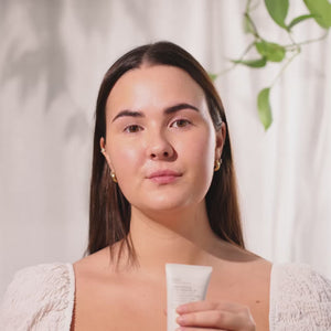 Evolve Beauty Climate Defence Facial Cream with SPF 30 - Sugar Cane Tube