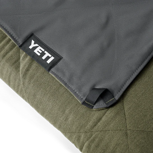YETI LOWLANDS® Waterproof & Pet Proof Blanket
