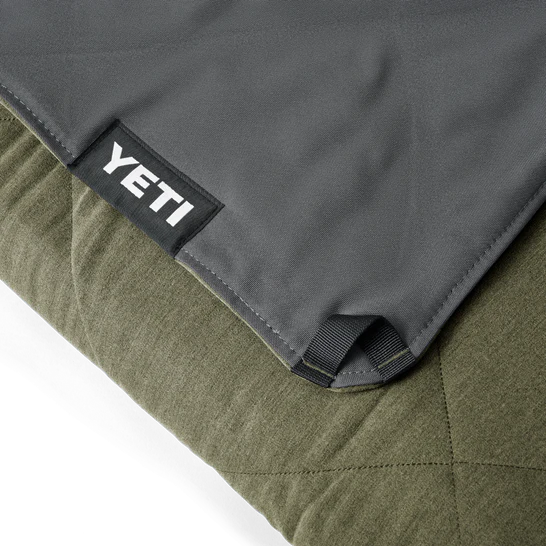 YETI LOWLANDS® Waterproof & Pet Proof Blanket