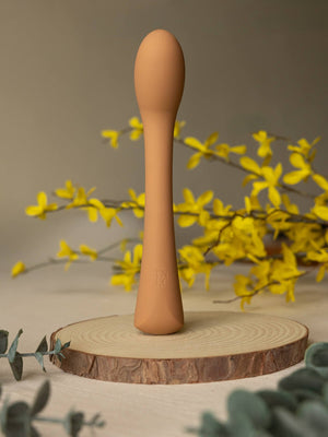 The Natural Love Company Cecily Curved G-Spot and Wand-Style Vibrator - Plastic Freedom