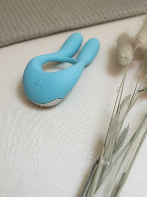 The Natural Love Company Medlar Cock Ring with Vibrating Clitoral Prongs - Plastic Freedom