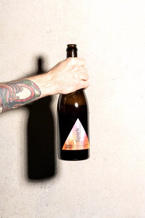 Three Spirit Blurred Vines Sparkling Non-Alcoholic Wine - Plastic Freedom