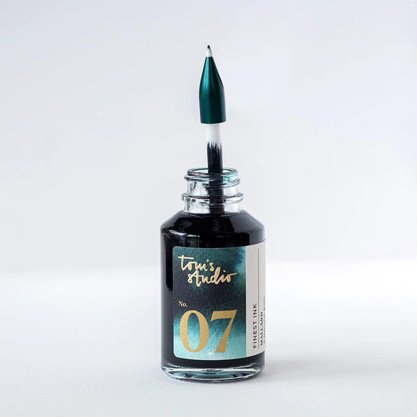 Tom's Studio Wren Writing Pen - The Infinitely Refillable Pen - Plastic Freedom