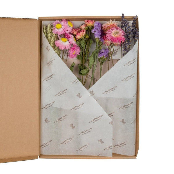 Wildflowers by Floriette Dried Flower Letterbox Gift - Pink - Plastic Freedom
