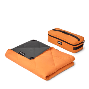 YETI LOWLANDS® Waterproof & Pet Proof Blanket - Plastic Freedom