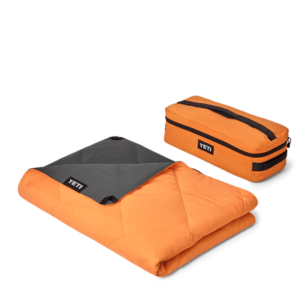 YETI LOWLANDS® Waterproof & Pet Proof Blanket - Plastic Freedom