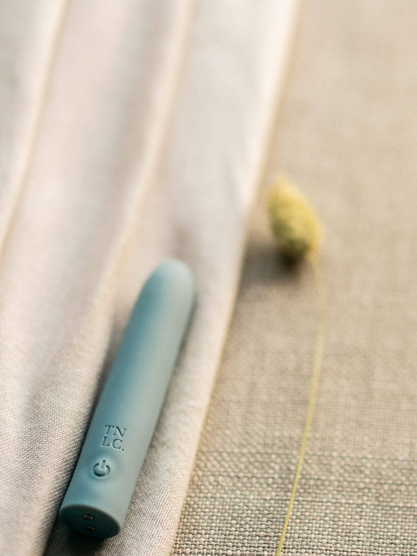 The Natural Love Company Elemi Bullet Vibrator - Recycled Ocean Plastic