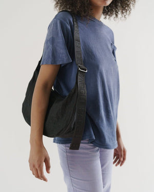 BAGGU Crescent Bag Medium 47" Strap + Key Leash - Recycled - Plastic Freedom