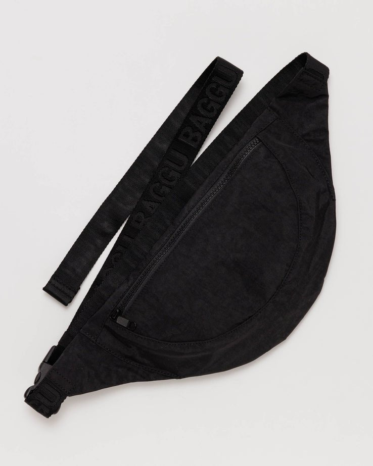 BAGGU Crescent Fanny Pack - Recycled - Plastic Freedom
