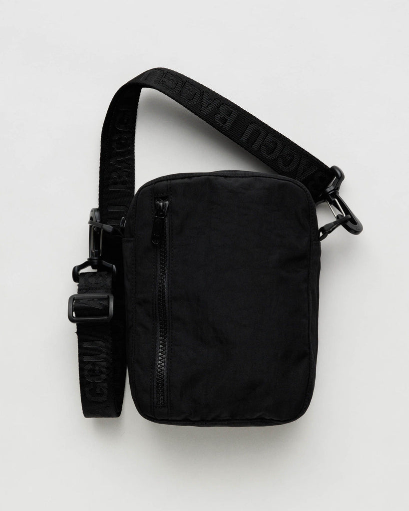 BAGGU Sport Crossbody Bag - Recycled - Plastic Freedom