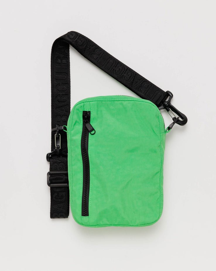 BAGGU Sport Crossbody Bag - Recycled - Plastic Freedom